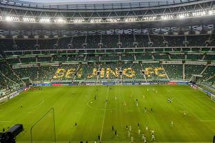50827人现场观看巴萨女足VS里昂女足欧冠决赛，创下新纪录
